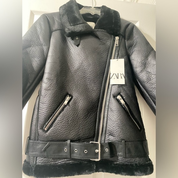 @@@ZARA@@@Zara Biker Belted Double-Faced Jacket. - Picture 3 of 16